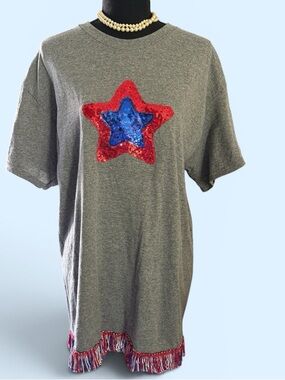 Gildan Heavy Cotton Tee L Gray Patriotic Sequin Star Fringe Hem USA Style